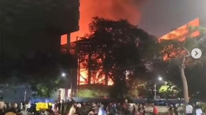 Penyebab kebakaran Museum Nasional diduga akibat korsleting listrik di gedung proyek renovasi