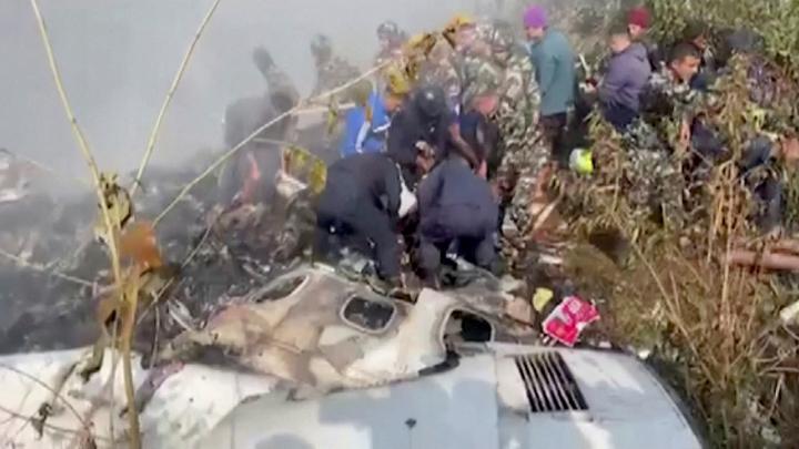 Nepal menyalahkan pilot atas kecelakaan pesawat pada bulan Januari yang menewaskan 72 orang